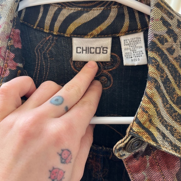 Chicos Detailed Button Up/Blazer - Picture 4 of 8